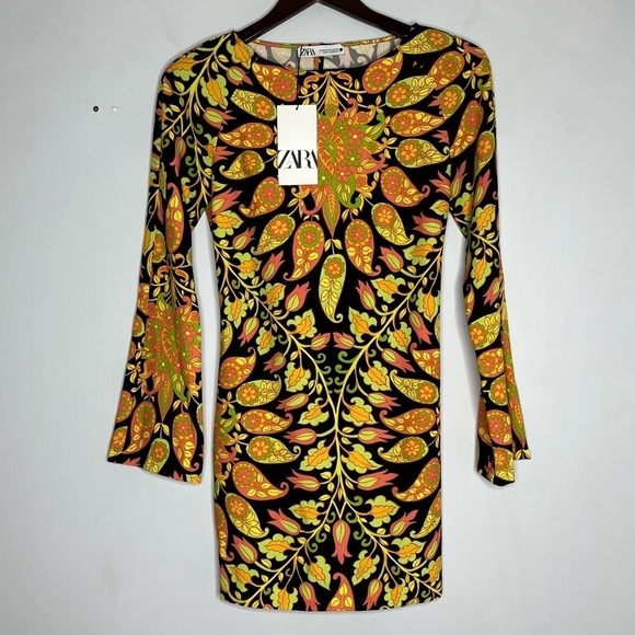 Zara Dresses & Skirts - Zara NEW Mini Go-Go Dress Size XS 60's Groovy Floral Open Back